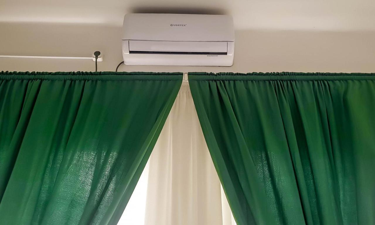 Mint Studio Apartment Cluj-Napoca Luaran gambar