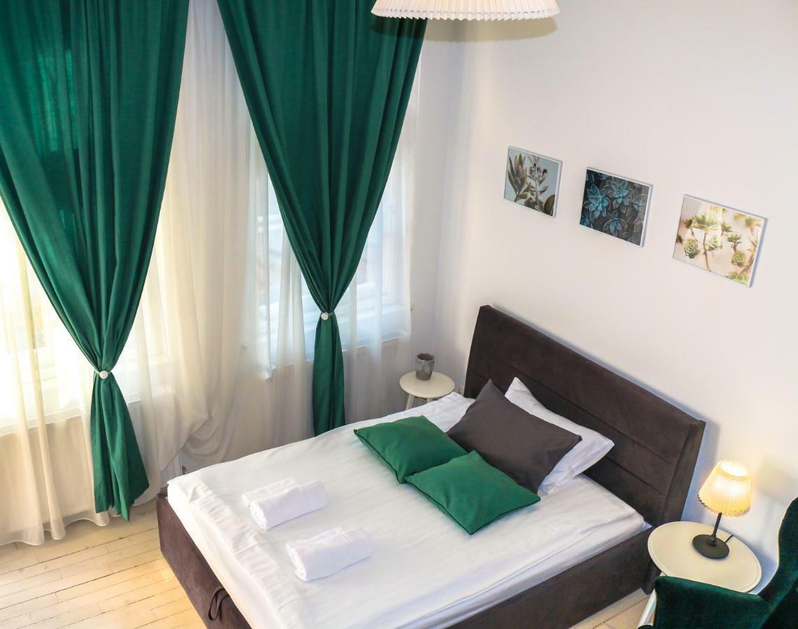 Mint Studio Apartment Cluj-Napoca Luaran gambar